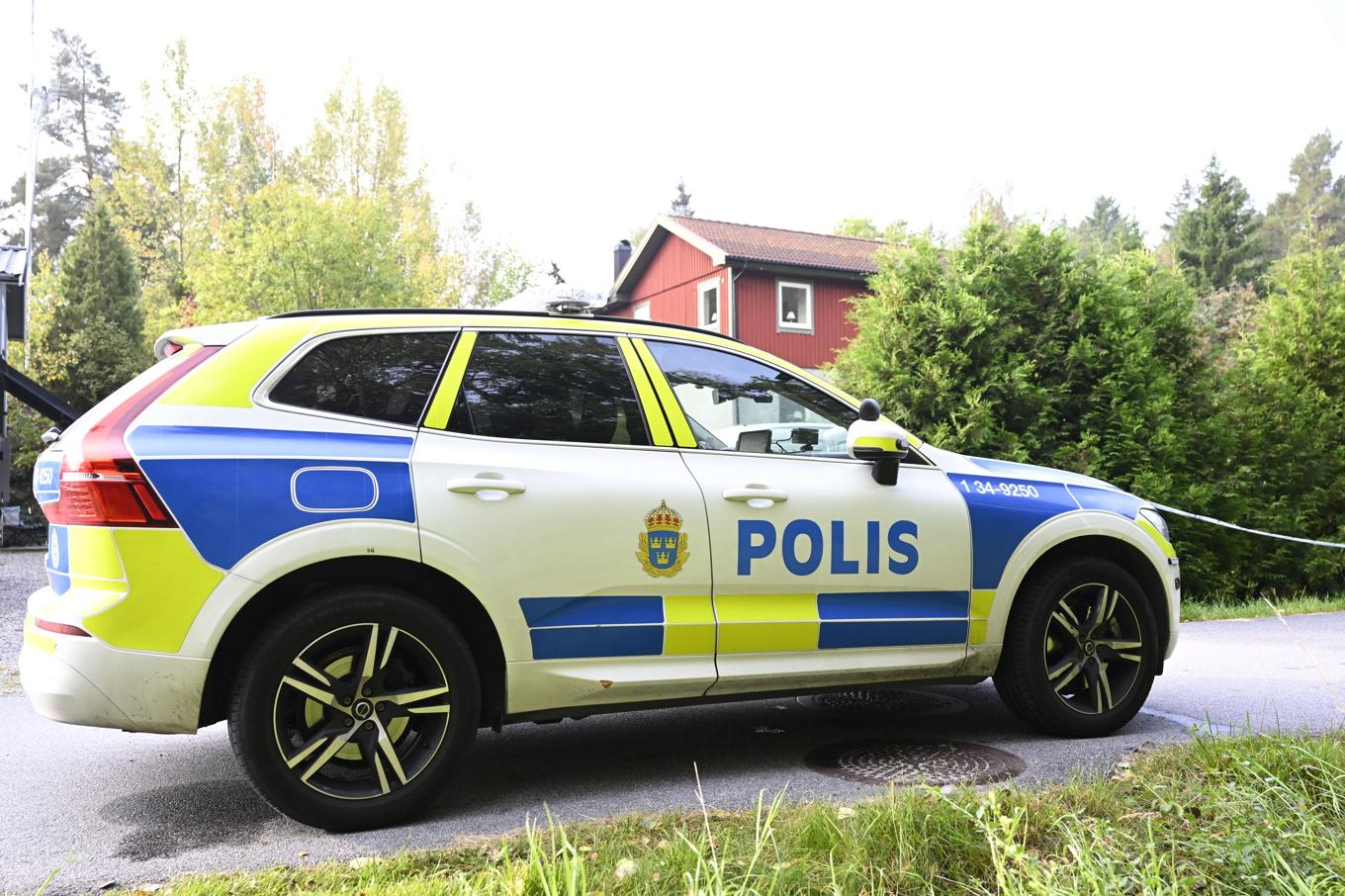 Polisavspärrningar efter skjutningen i Åkersberga den 26 september förra året. Foto: Jessica Gow/TT