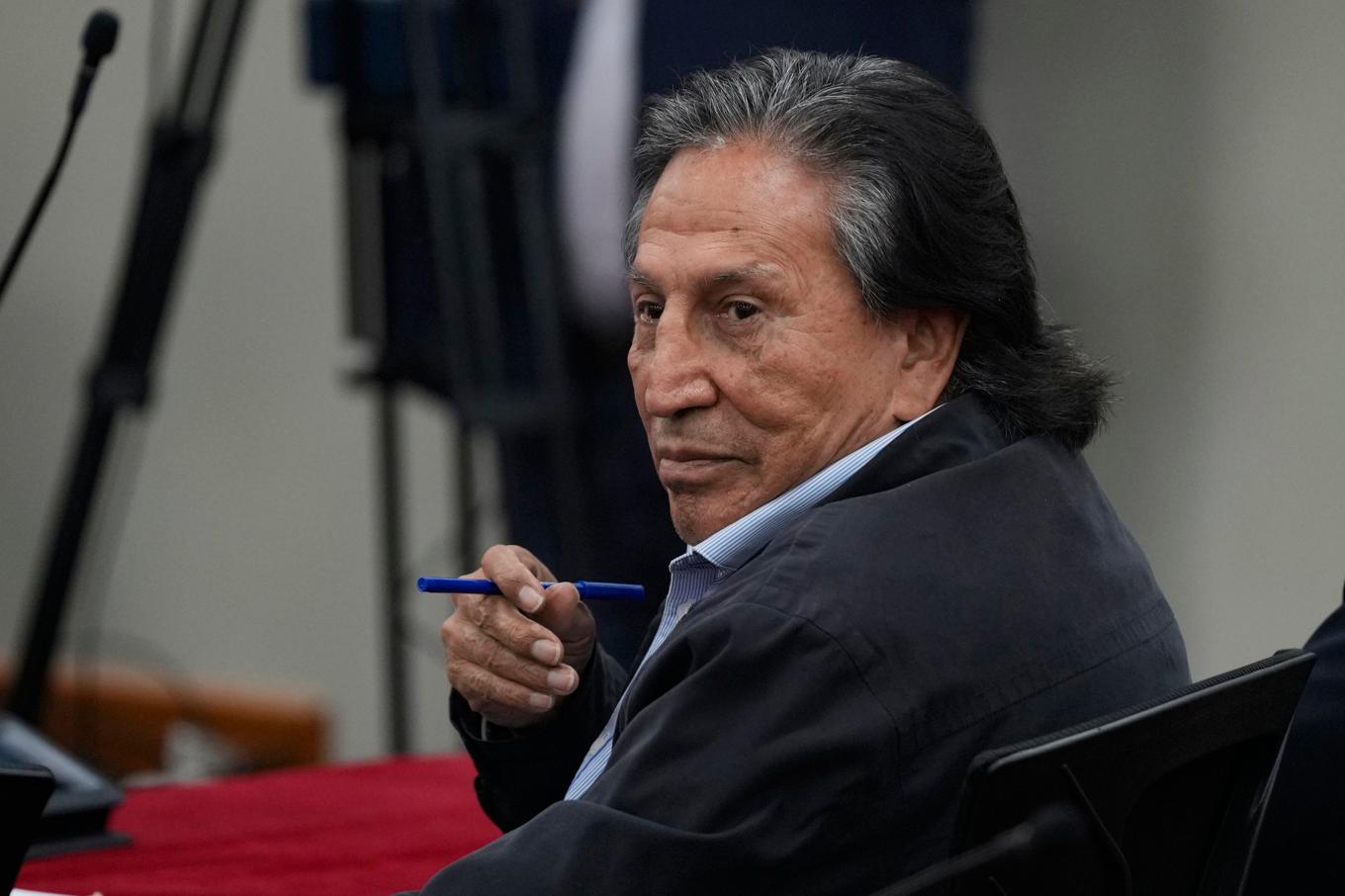 En av Perus tidigare presidenter, Alejandro Toledo, döms till över 20 års fängelse för att ha mutats av ett brasilianskt byggbolag. Foto: Guadalupe Pardo/AP/TT