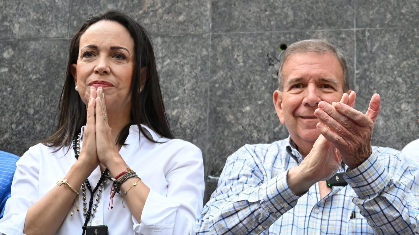 De två venezuelanska oppositionsledarna Maria Corina Machado och Edmundo Gonzalez Urrutia. Foto: Raul Arboleda/AFP via Getty Images