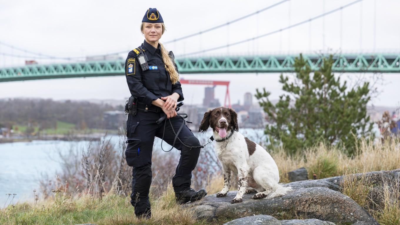 Skip tillsammans med sin förare Ruth Baciu i Göteborg. Foto: Karin Wildheim