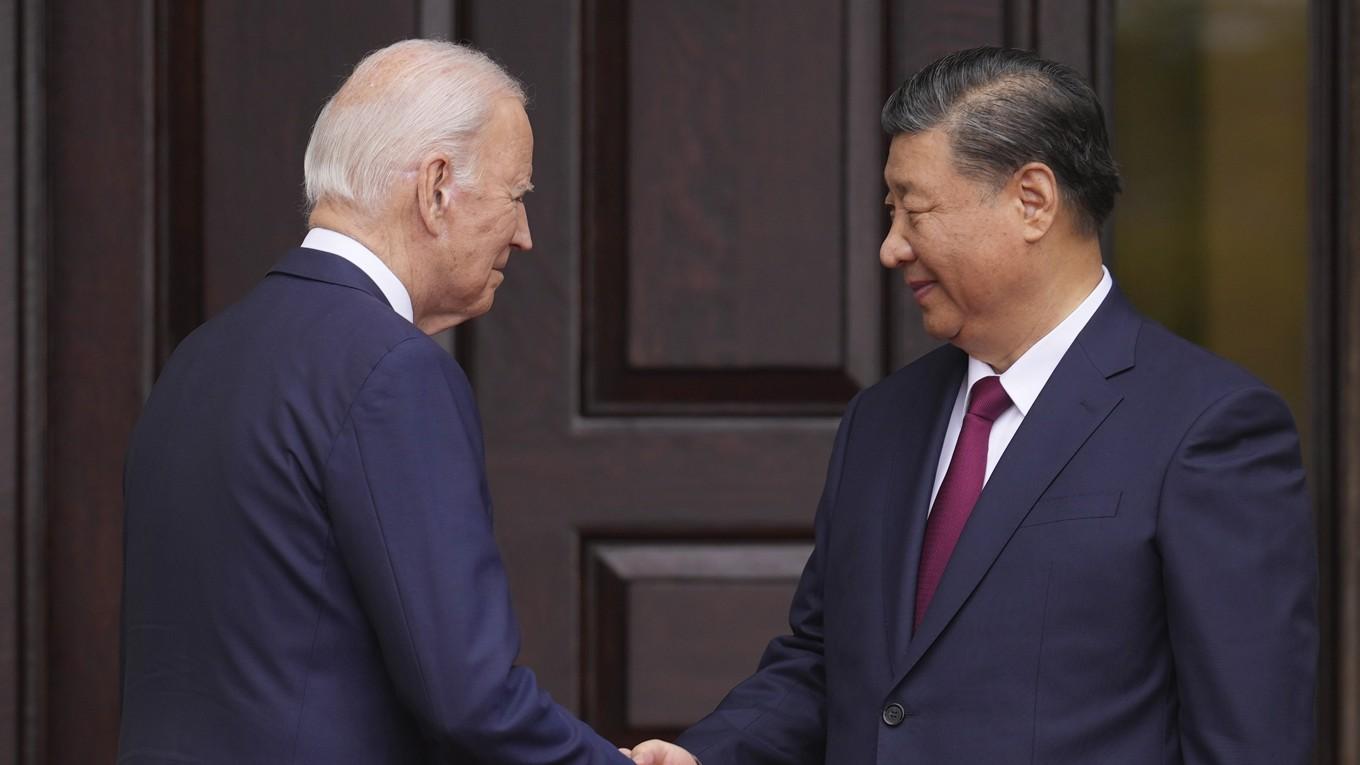 Biden och Xi träffades även under förra årets Apec-möte, då bilden togs. Foto: Doug Mills/AP/TT