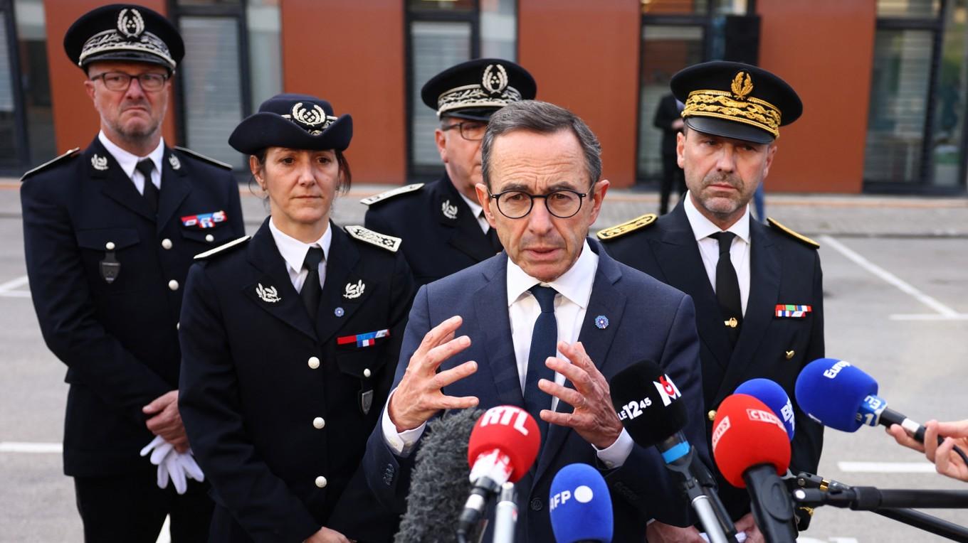 Frankrikes inrikesminister Bruno Retailleu efterfrågar en ”generell mobilisering”, efter en ceremoni för polisstyrkor i Marseille den 8 november. Foto: Clement Mahoudau/AFP