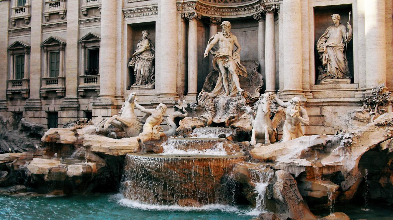 Fontana di Trevi, belägen i hjärtat av Rom, är en av de mest berömda och beundrade fontänerna i världen. Foto: Shutterstock