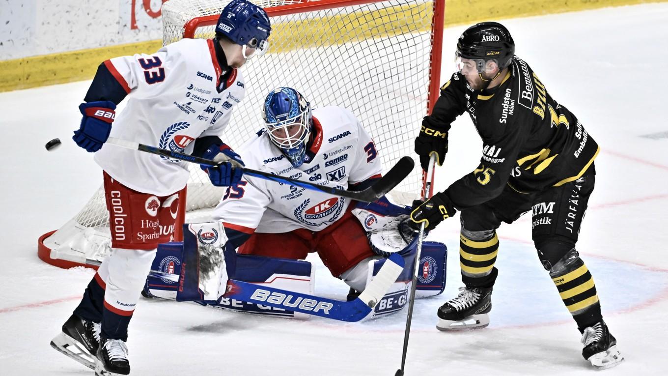 AIK bara vinner och vinner. Här är det Oskarshamn som får stryk. Roger Melin har vänt lagets trend fullständigt. Foto: Claudio Bresciani/TT