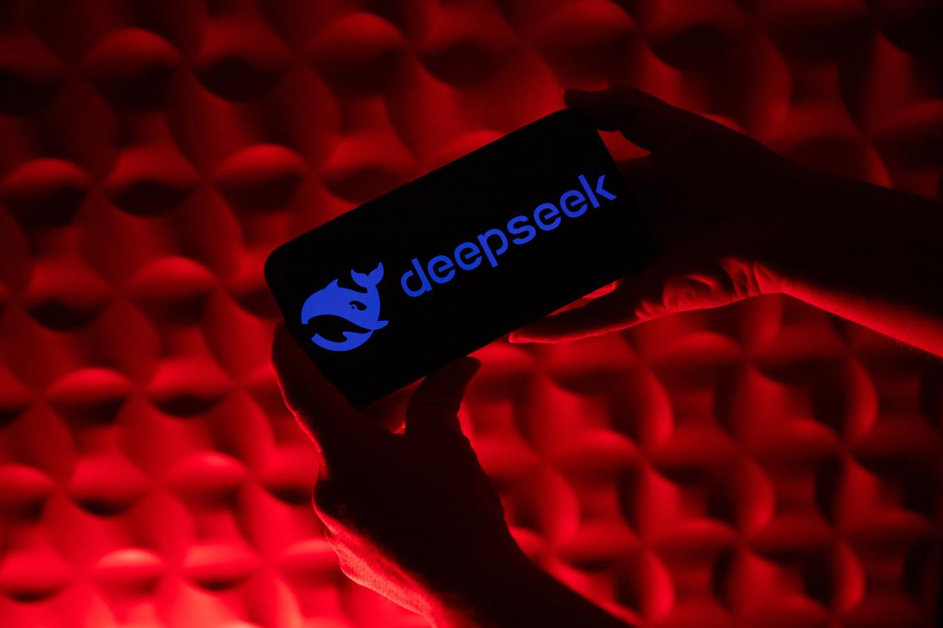 AI-appen Deepseek är fortsatt kontroversiell på grund av kopplingen till den kinesiska staten. Foto: VINCENT FEURAY/Hans Lucas/AFP via Getty Images