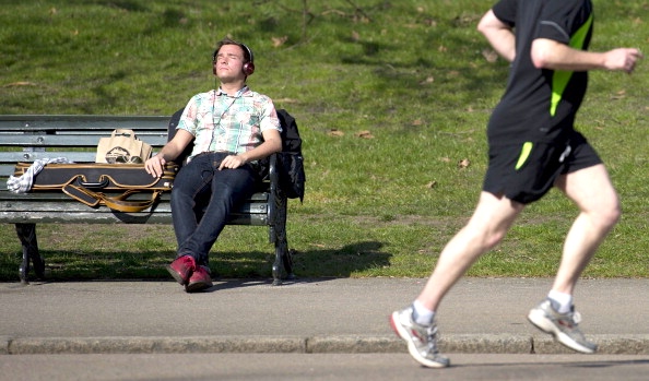 Synen på hälsa i väst skiljer sig en del från hur man ser på hälsa i öst. Foto: Ben Stanstall/AFP/Getty Images