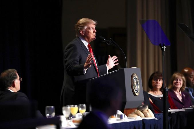 USA:s president Donald Trump talar vid the National Prayer Breakfast i Washington, 2 februari 2017. Foto: Win McNamee/Getty Images