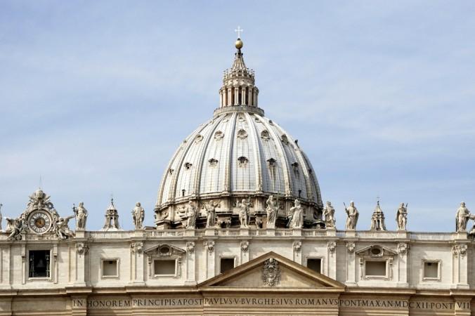 

Domen på Peterskyrkan i Vatikanstaten i Rom. Foto: Peter Probst/Shutterstock                                                                                        