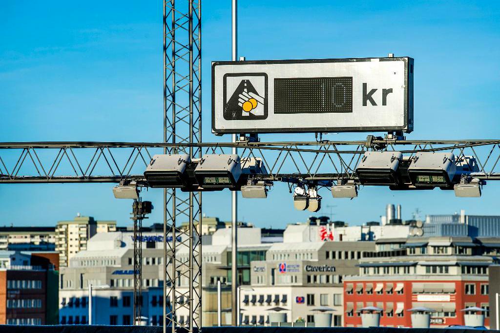 Regeringen vill göra om systemet med förmånsbilar, och beskatta förarna mer. Förändringen skulle innebära att förarna skulle skattas för värdet av trängselskatten. Foto: Marcus Ericsson/TT-arkivbild