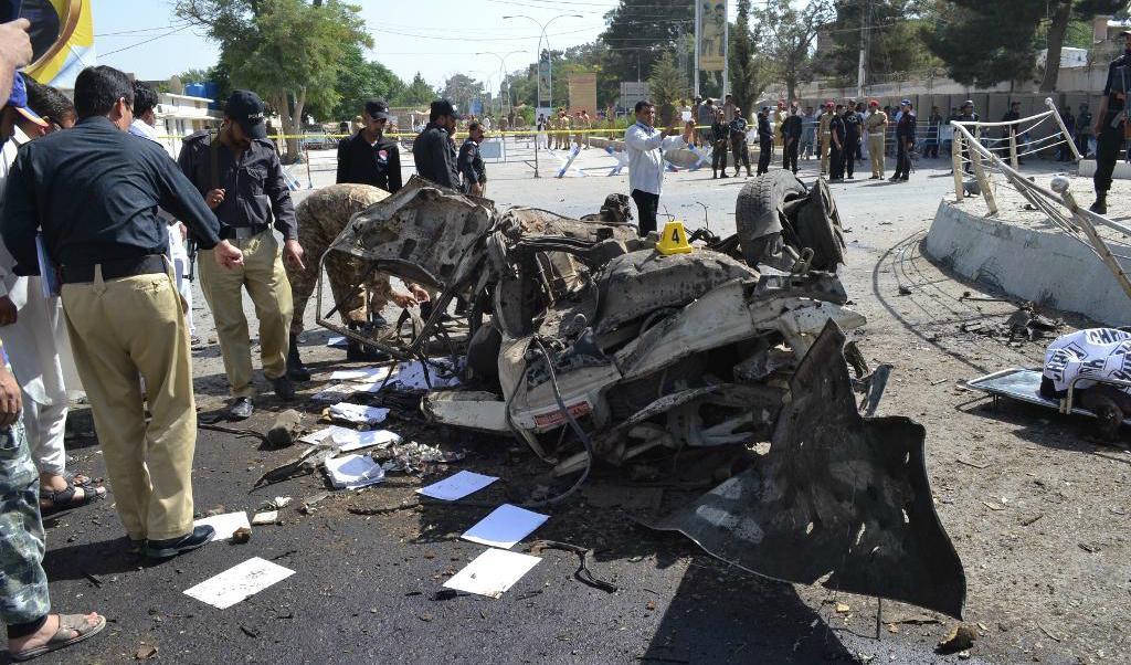 I Quetta dödades 14 människor när en bilbomb detonerade. Foto: Arshad Butt/AP/TT