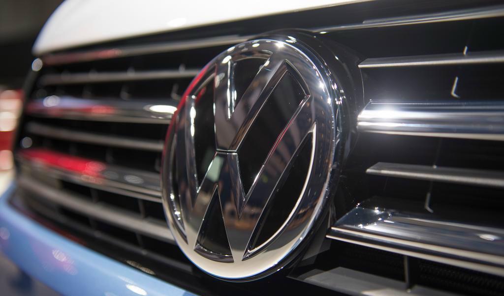 Volkswagen återkallar 766 000 bilar världen över. I Sverige omfattas drygt 14 000 fordon. Arkivbild. Foto: Nigel Treblin/AP/TT