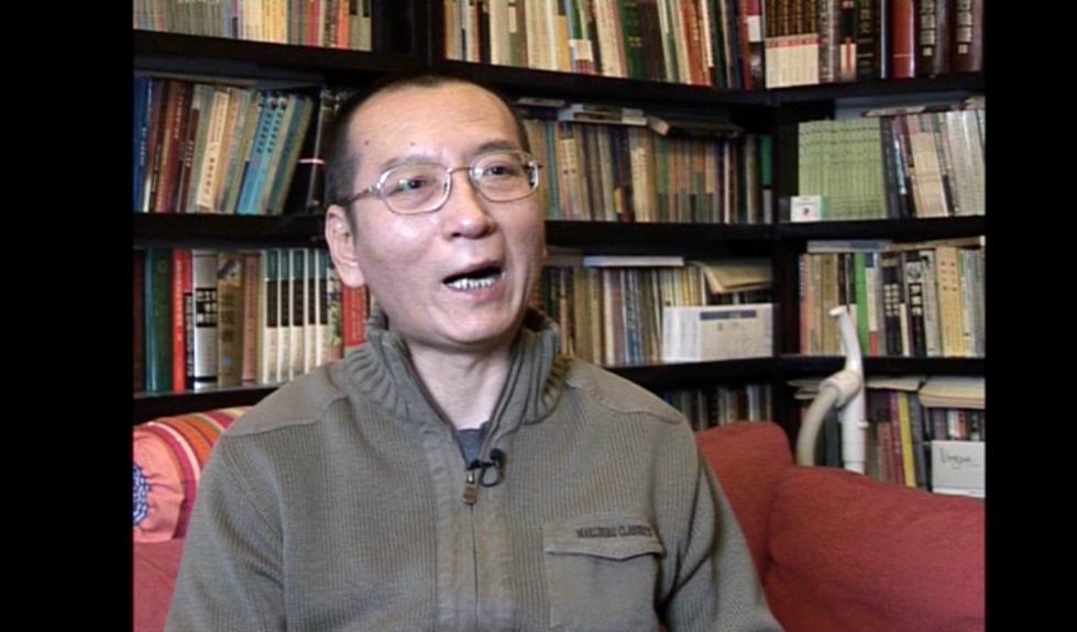 Liu Xiaobo under en intervju i sitt hem i den kinesiska huvudstaden Peking 2008. Arkivbild. Foto: AP/TT