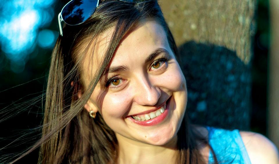 Äkta leende kommer från ögonen, och därmed rakt från hjärtats energi!