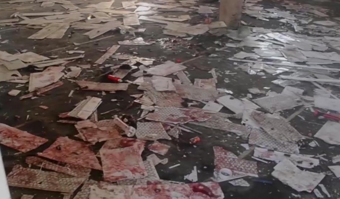 I denna moské dödades minst 50 människor efter en Boko Haram-attack i november 2017. Foto: AP/TT-arkivbild