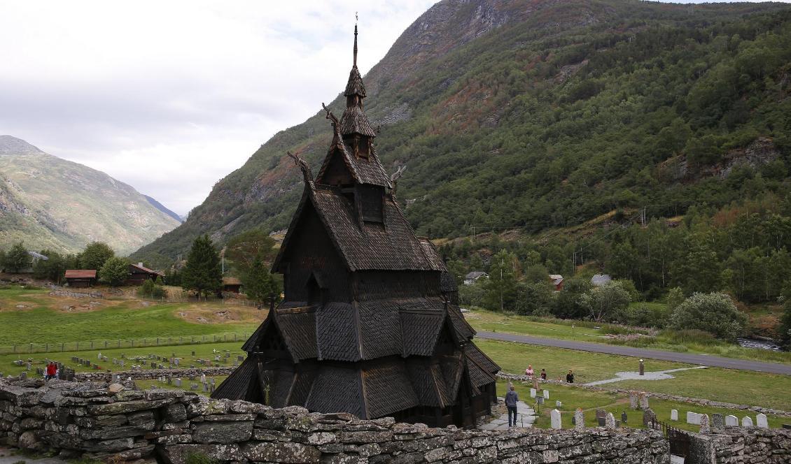 Stavkyrkan Borglund byggdes omkring år 1180 och är en av de bäst bevarade i Norge. Foto: Marianne Lövland/NTB Scanpix/TT-arkivbild