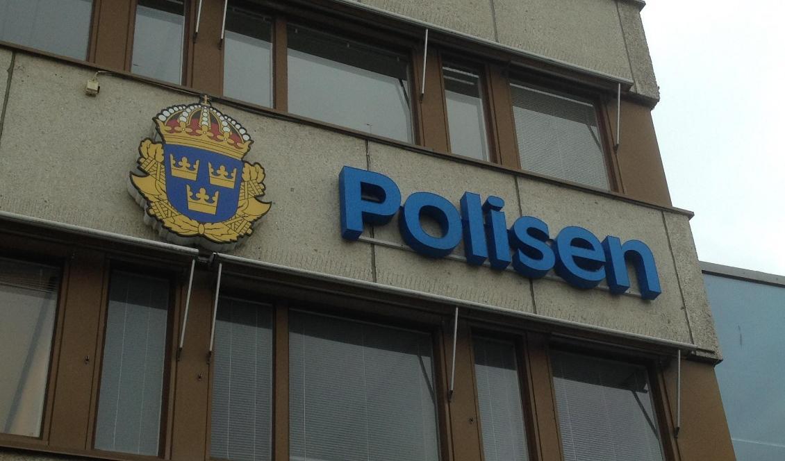 

Tre uzbeker som befinner sig illegalt i Sverige städade polisens lokaler. Foto: Epoch Times-arkivbild                                                                                                 