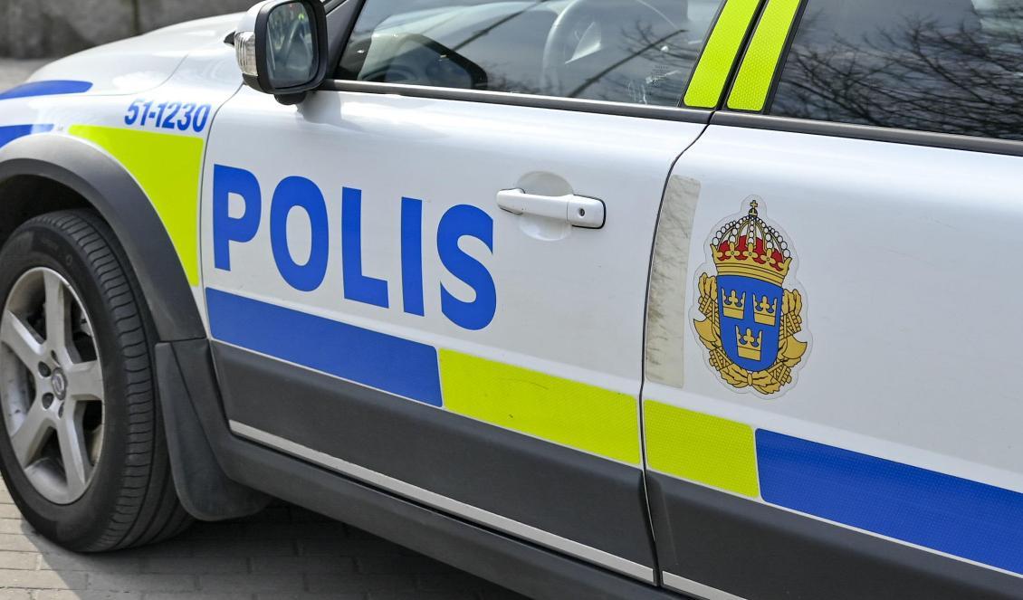 En stor polisinsats pågår i Sätra i södra Stockholm. Foto: Björn Larsson Rosvall/TT-arkivbild