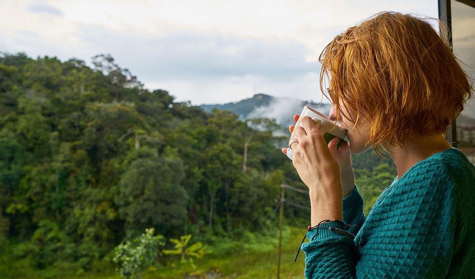Att dricka varmt vatten under dagen stimulerar matsmältningen. Foto: Engin Akyurt