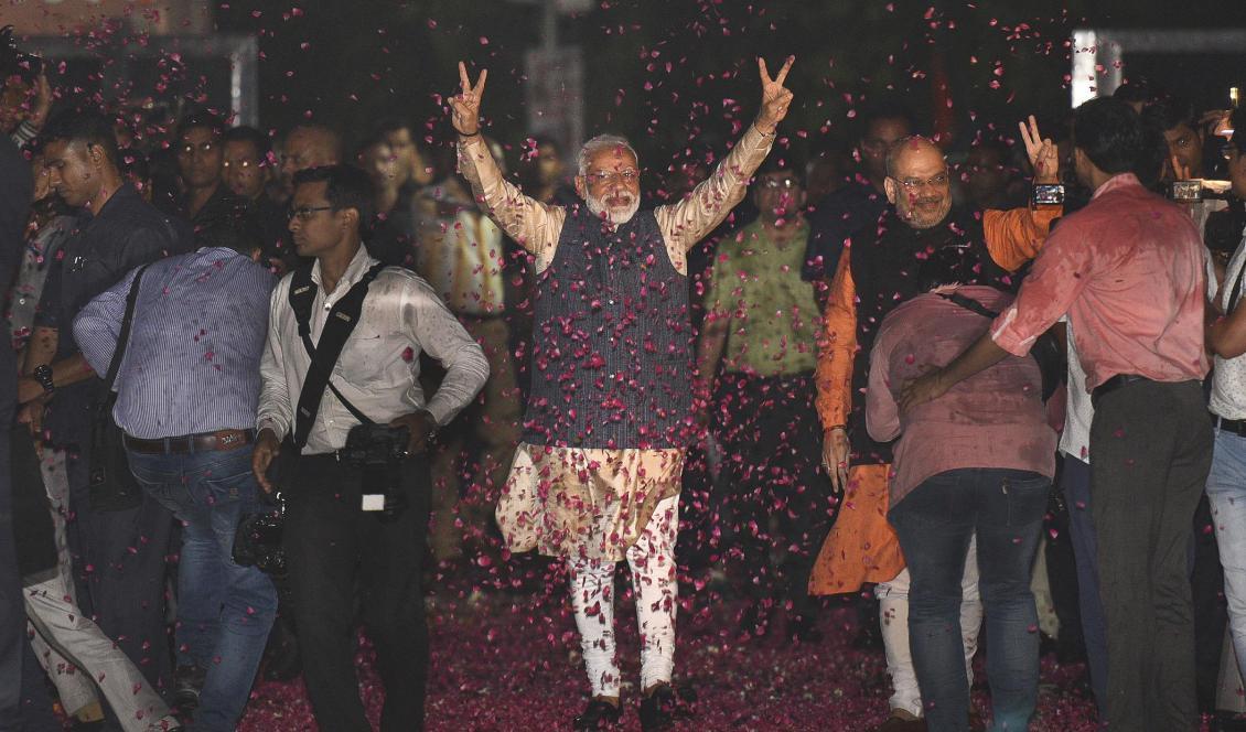 Indiens premiärminister Narendra Modi och hans hindunationalistiska BJP går segrande ur valet. Foto: AP/TT