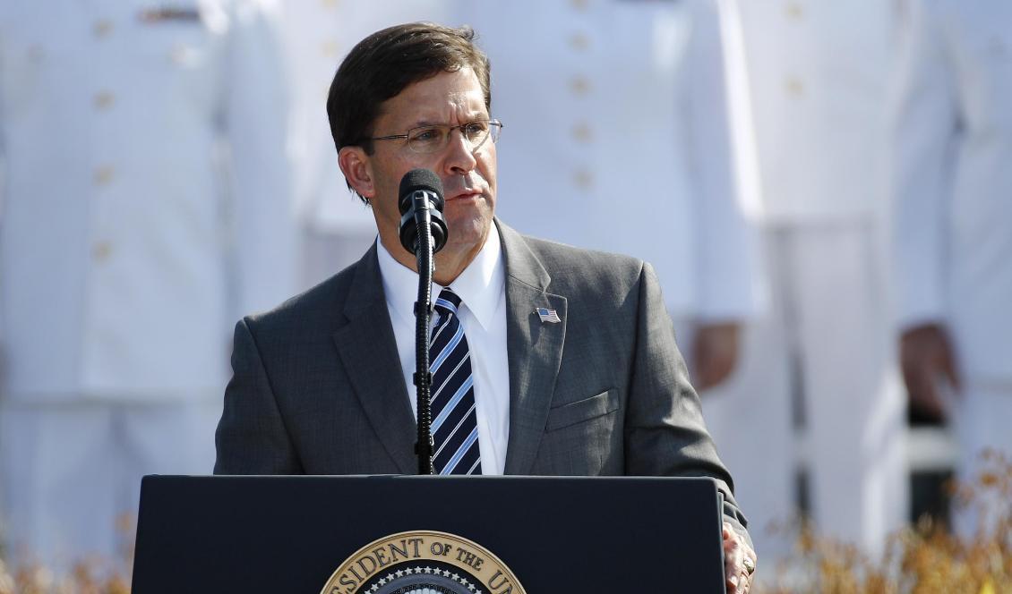 USA:s försvarsminister Mark Esper utanför Pentagon tidigare i september. Foto: Patrick Semansky/AP/TT