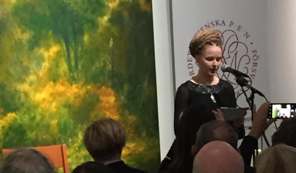 Kulturminister Amanda Lind delade ut Svenska Pen-klubbens Tucholskypris. Foto: Kristina I Kleinert/Epoch Times 