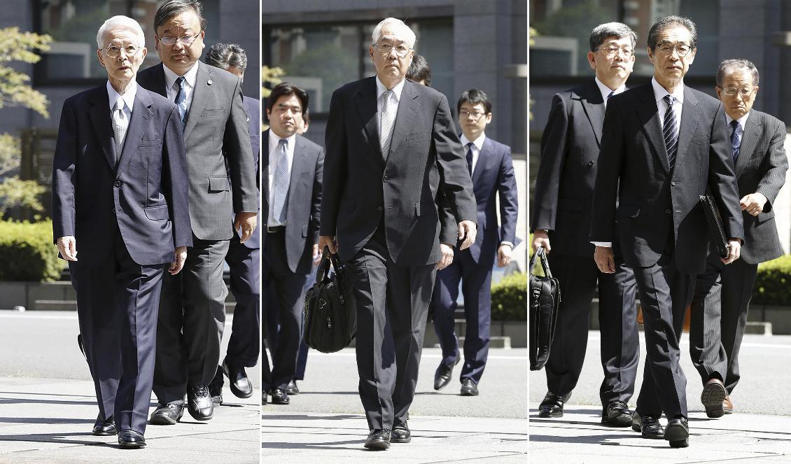Från vänster: Tepcos tidigare styrelseordförande Tsunehisa Katsumata och vice cheferna Sakae Muto och Ichiro Takekuro anländer till domstolen i Tokyo på torsdagen. Bilden är ett montage. Foto: Satoru Yonemaru/AP/TT