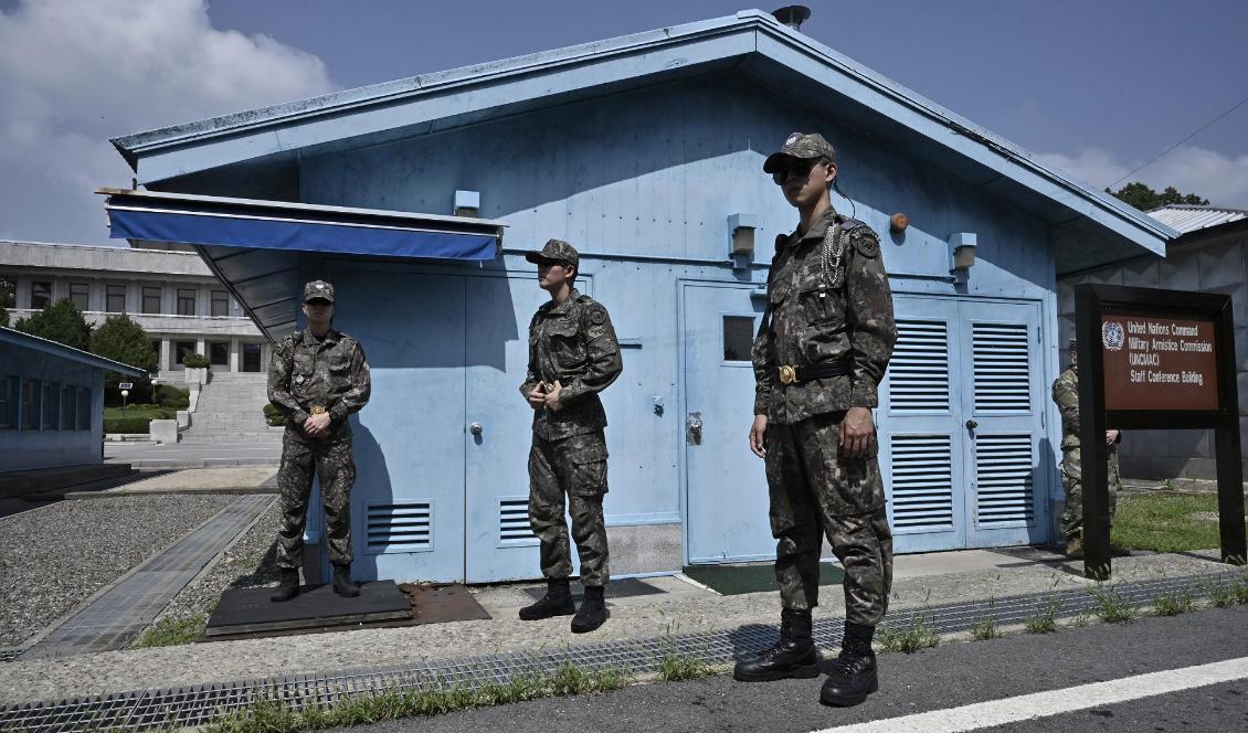 Sydkoreansk militär vid den demilitariserade zonen som skiljer Nord- och Sydkorea åt. Foto: Jung Yeon-je/AP/TT-arkivbild
