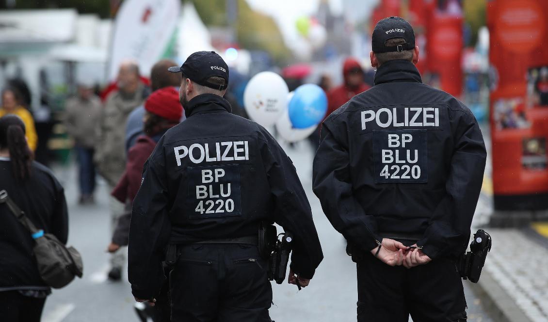 Tyska poliser patrullerar i Berlin den 2 oktober 2018. Foto: Sean Gallup/Getty Images