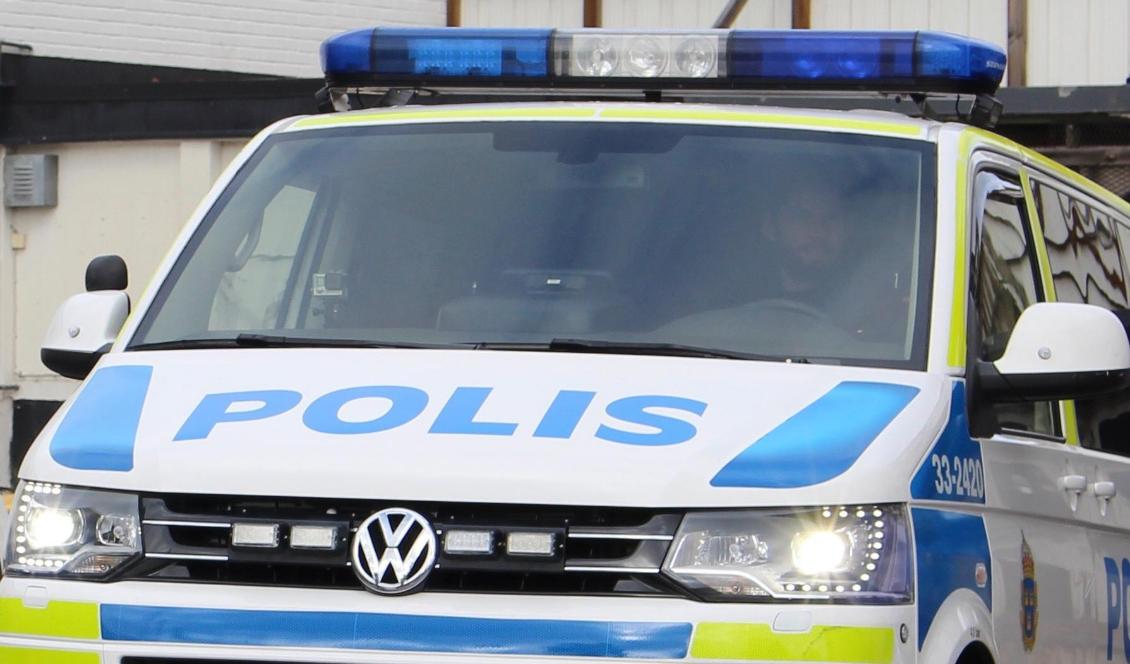 Fem bilar brann under natten till torsdagen i stadsdelen Bäckby i Västerås. Foto: Epoch Times-arkivbild