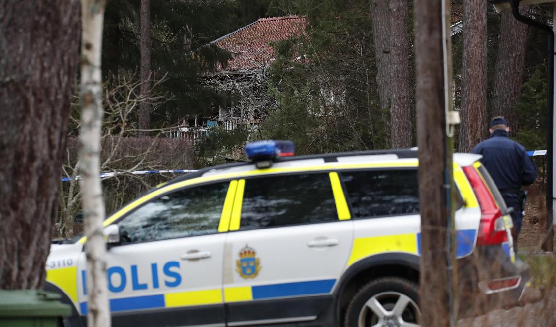 Ingen är ännu gripen för det misstänkta dubbelmordet i Vallentuna. Foto: Christine Olsson/TT
