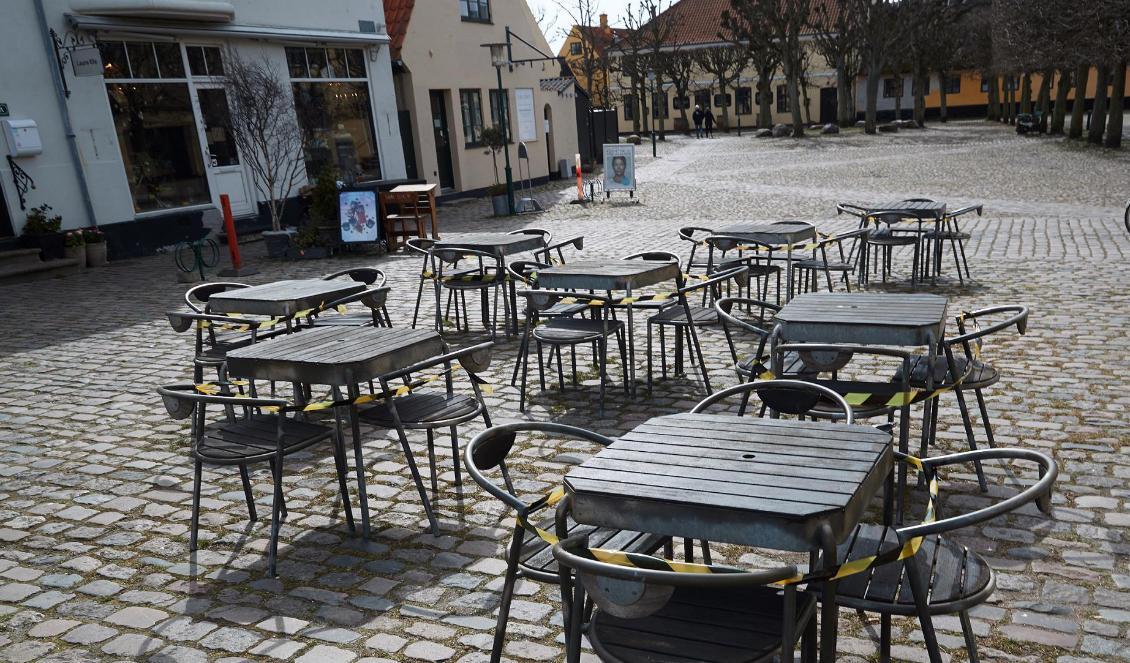 Danska restauranger får vänta ytterligare med att öppna. Bild från Dragör tidigare i veckan. Foto: Andreas Hillergren/TT