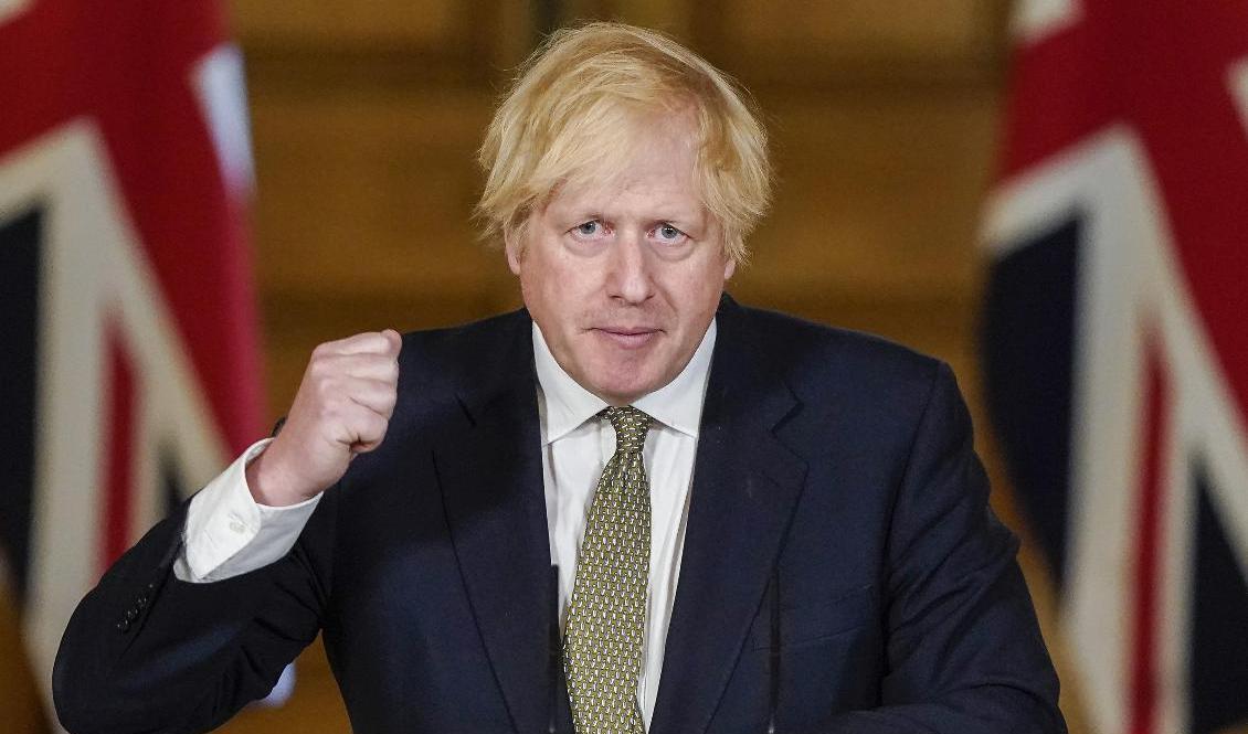 
Storbritanniens premiärminister Boris Johnson under en tidigare presskonferens om coronaläget i landet. Foto: Andrew Parsons/Downing Street/AP/TT-arkivbild                                            