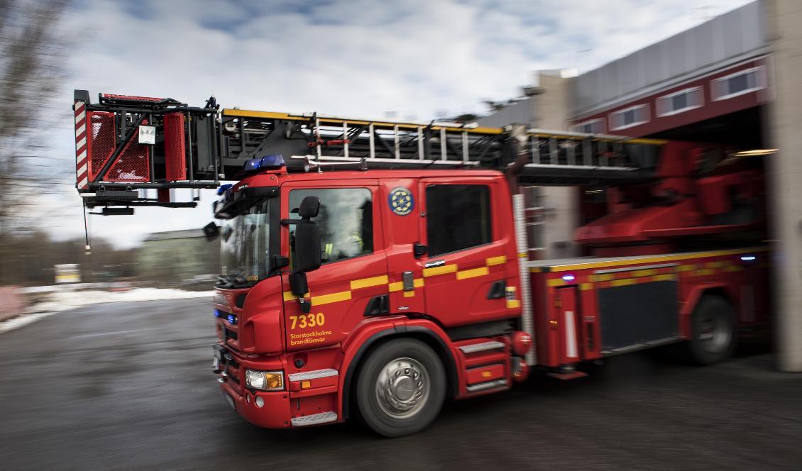 
En gasbuss började brinna strax utanför centrala Örebro. Foto: Pontus Lundahl/TT-arkivbild                                                