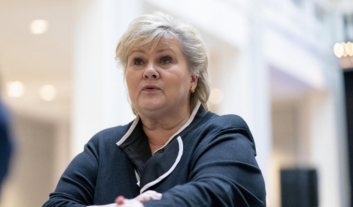 Norges statsminister Erna Solberg lättar på virusrestriktionerna. Foto: Fredrik Hagen/NTB Scanpix/TT-arkivbild