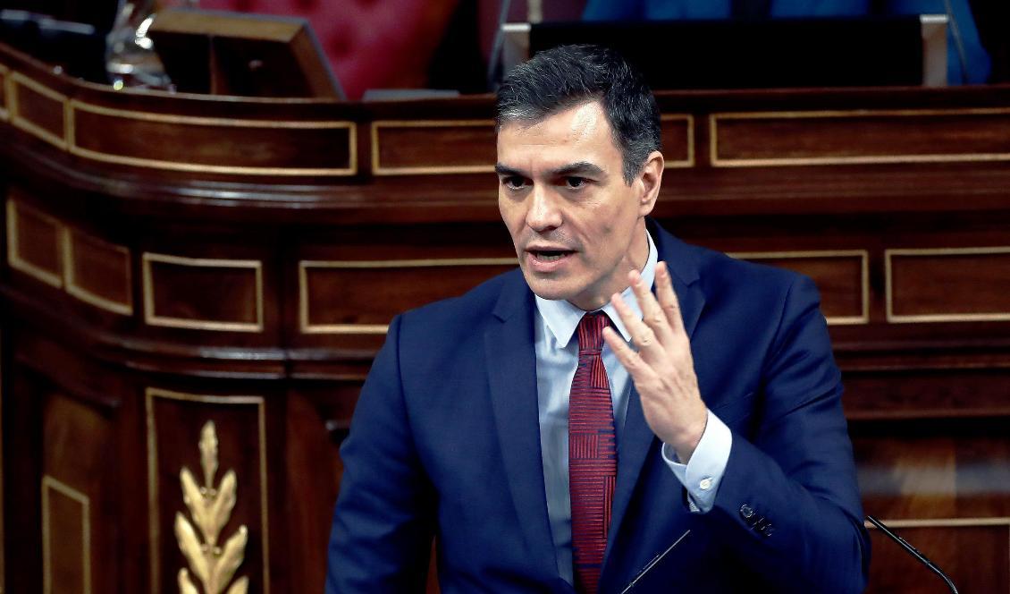 Spaniens premiärminister Pedro Sánchez under ett tal i parlamentet i april. Foto: Mariscal/AP/TT