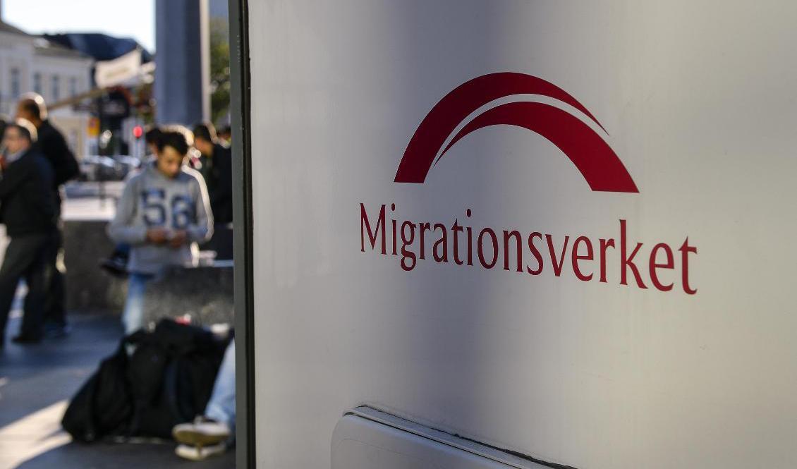 Andelen personer som vill att Sverige ska ta emot färre flyktingar är i princip oförändrat sedan 2018 enligt DN. Foto: Anders Wiklund/TT-arkivbild
