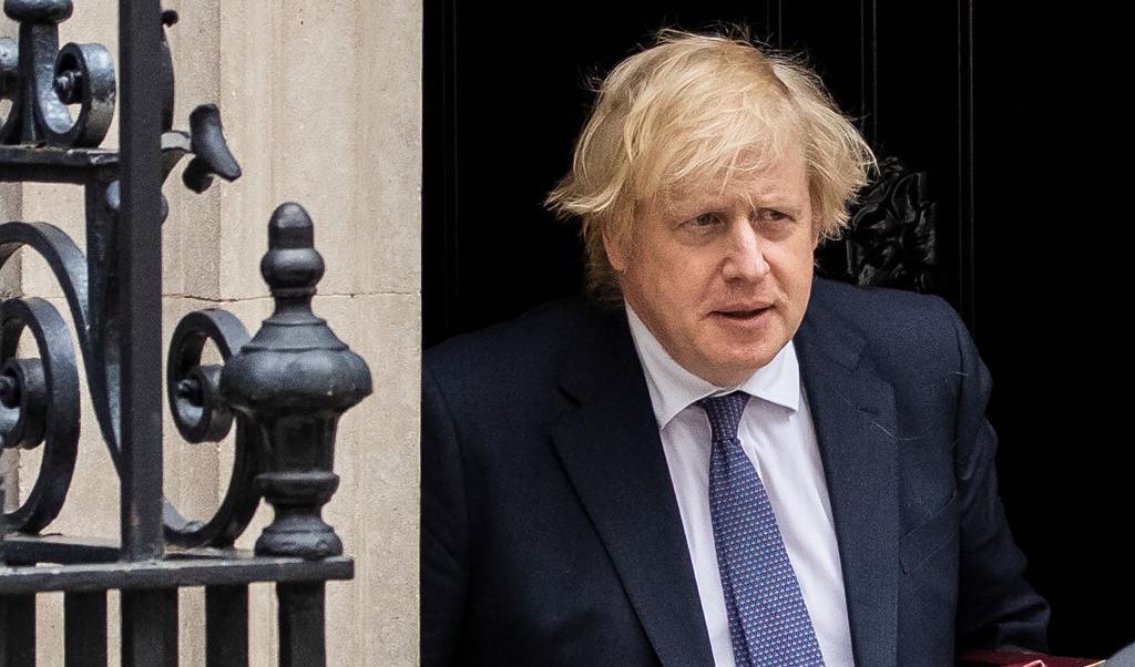 



Den brittiske premiärministern Boris Johnson är på väg till parlamentet där han bland annat ska tala om situationen i Hongkong. London, England den 1 juli 2020. Foto: Dan Kitwood/Getty Images                                                                                                                                                                                