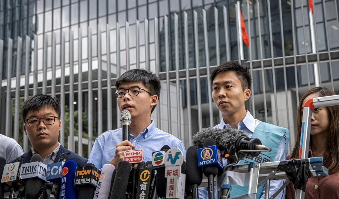 Joshua Wong (andra från vänster), en av de ledande personerna i partiet Demosisto, uppgav den 30 juni 2020, samma dag som Pekings säkerhetslag infördes i Hongkong, att han lämnar partiet. Foto: Studio Incendo/CC BY 2.0