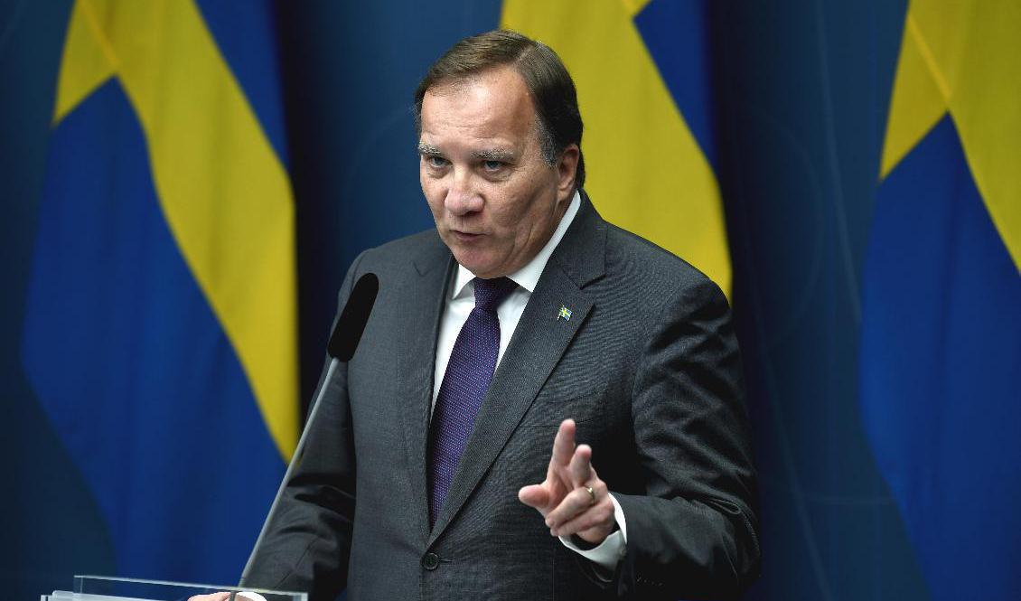 "Vi har ett problem och det är därför vi måste samla hela samhället", säger statsminister Stefan Löfven (S). Foto: Pontus Lundahl/TT