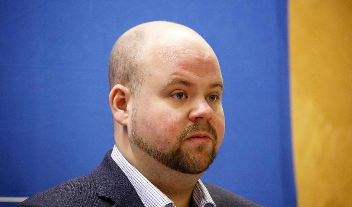 Modersmålsundervisningen i skolan bör slopas, säger KD:s partisekreterare Peter Kullgren. Arkivbild. Foto: Christine Olsson/TT