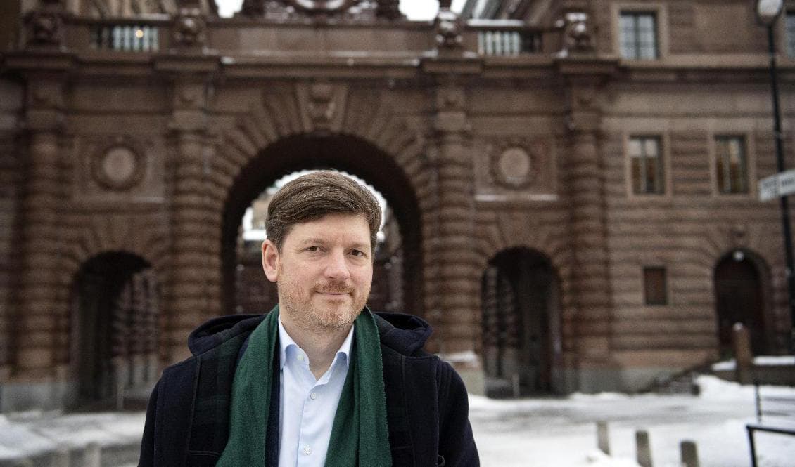 Centerpartiets arbetsmarknadspolitiska talesperson Martin Ådahl säger att partiet är beredda att ta ett extraval om lasfrågan. Arkivbild. Foto: Jessica Gow/TT