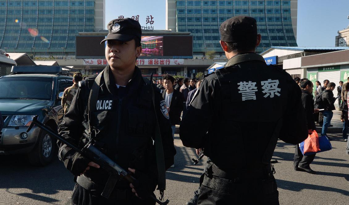 




En ny rapport avslöjar den kinesiska regimens statssanktionerade ”kidnappningssystem”, där tusentals personer försvinner varje år. Foto:  Mark Ralston/AFP via Getty Images                                                                                                                                                                                                                            