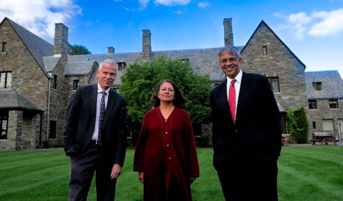 Epidemiologerna Martin Kulldorff, Sunetra Gupta och Jay Bhattacharya är initiativtagare till en alternativ åtgärdsstrategi för hanteringen av covid-19. Syftet är att minska de negativa effekterna av den nuvarande strategin, som slår särskilt hårt mot den fattiga och mest utsatta delen av världens befolkning. Foto: Taleed Brown/CC BY-SA 4.0.