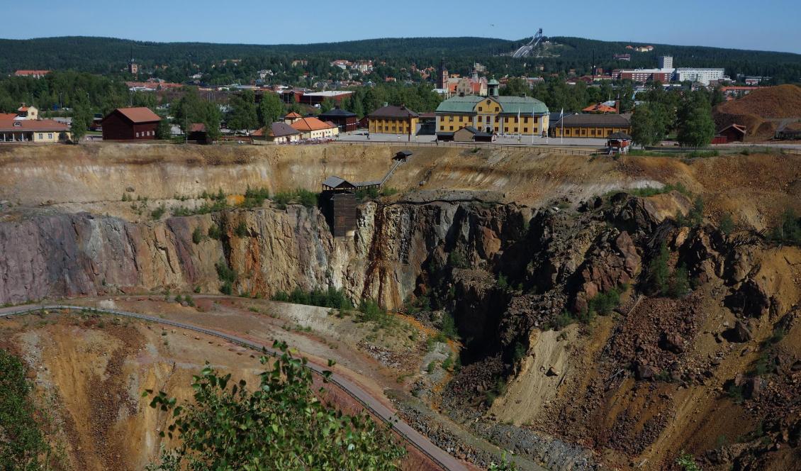 Falu gruvas Stora Stöten. Gruvmuséet finns i den gula byggnaden. Foto: Eva Sagerfors/Epoch Times