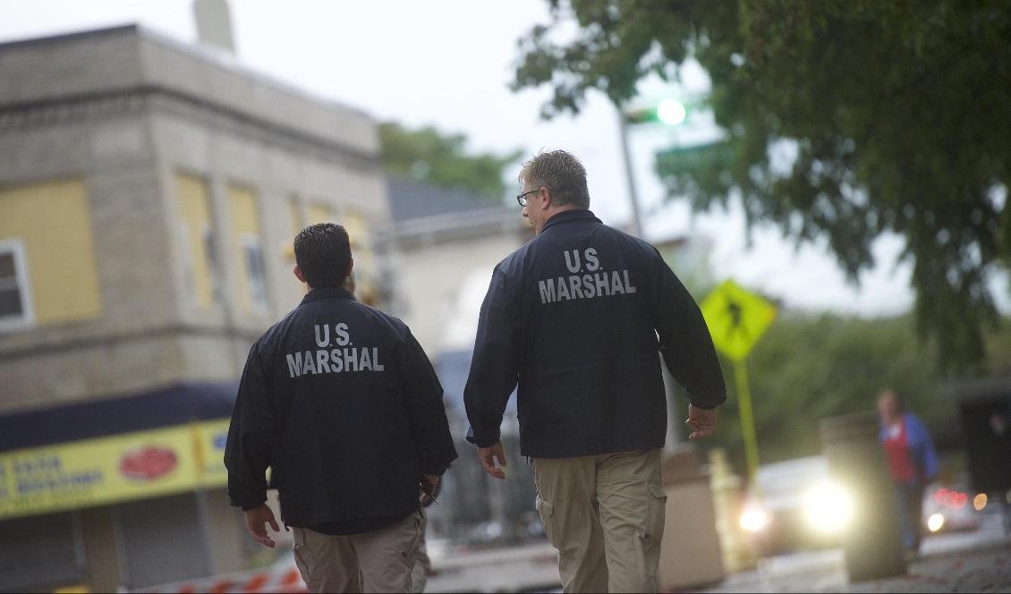 

På bilden syns två federala poliser den 19 september 2016 i Newark i New Jersey i USA. Foto: Mark Makela/Getty Images                                                                                        