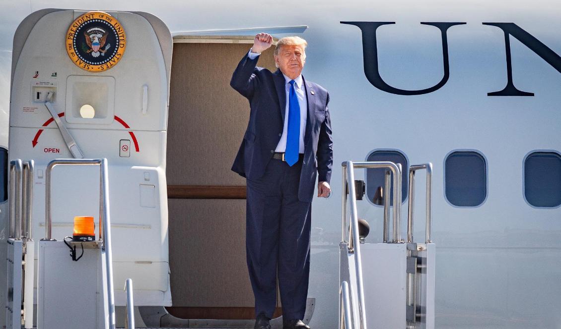 
USA:s president Donald Trump vid John Wayne-flygplatsen i Santa Ana i Kalifornien den 18 oktober 2020. Foto: John Fredricks/Epoch Times                                            