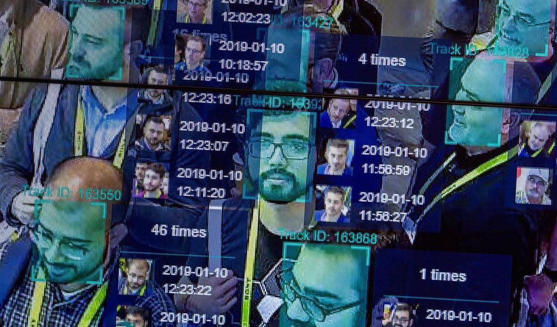 
Artificiell intelligens och ansiktsigenkänning provas på människor vid en utställning i Las Vegas den 10 januari 2019. Foto: David McNew/AFP via Getty Images                                            