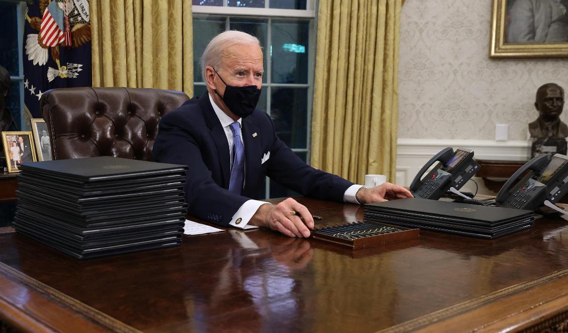

USA:s nytillträdde president Joe Biden har redan skrivit under 17 presidentordrar. Foto: Chip Somodevilla/Getty Images                                                                                        