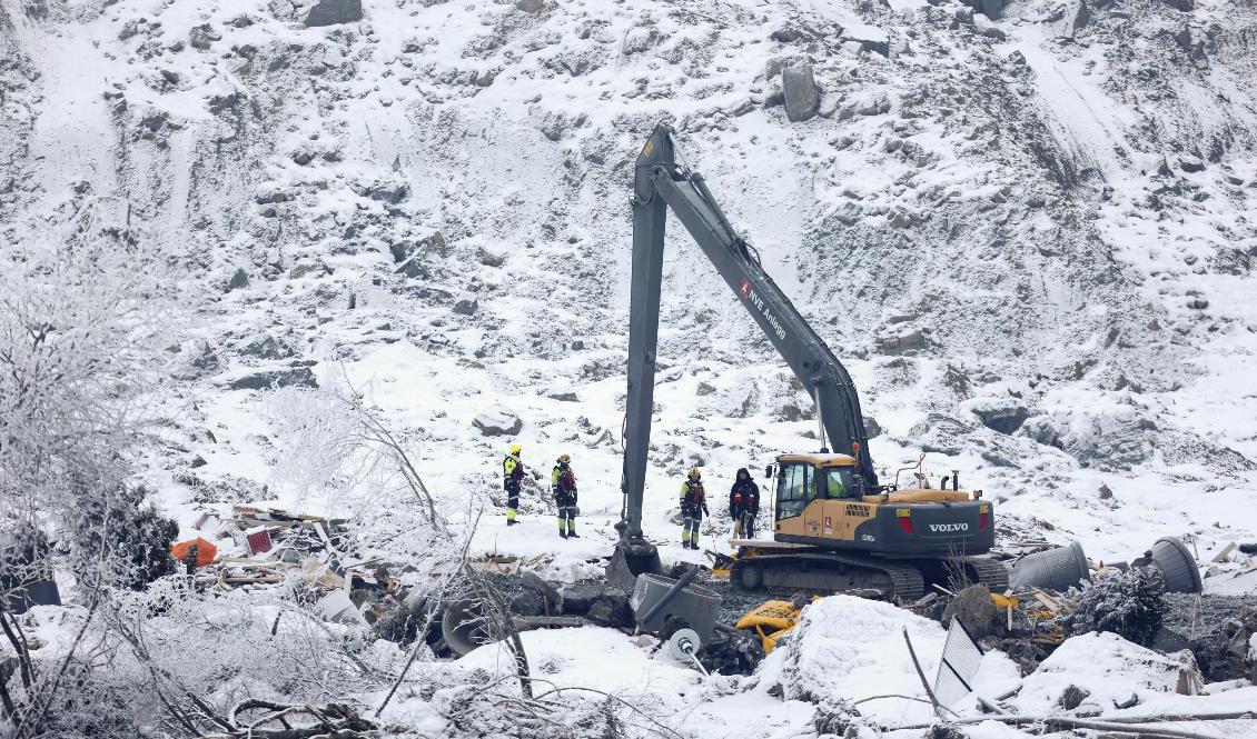 Sökarbetet i Gjerdrum har pågått i över en månad. Bilden är från den 29 januari. Foto: Jil Yngland/NTB/TT