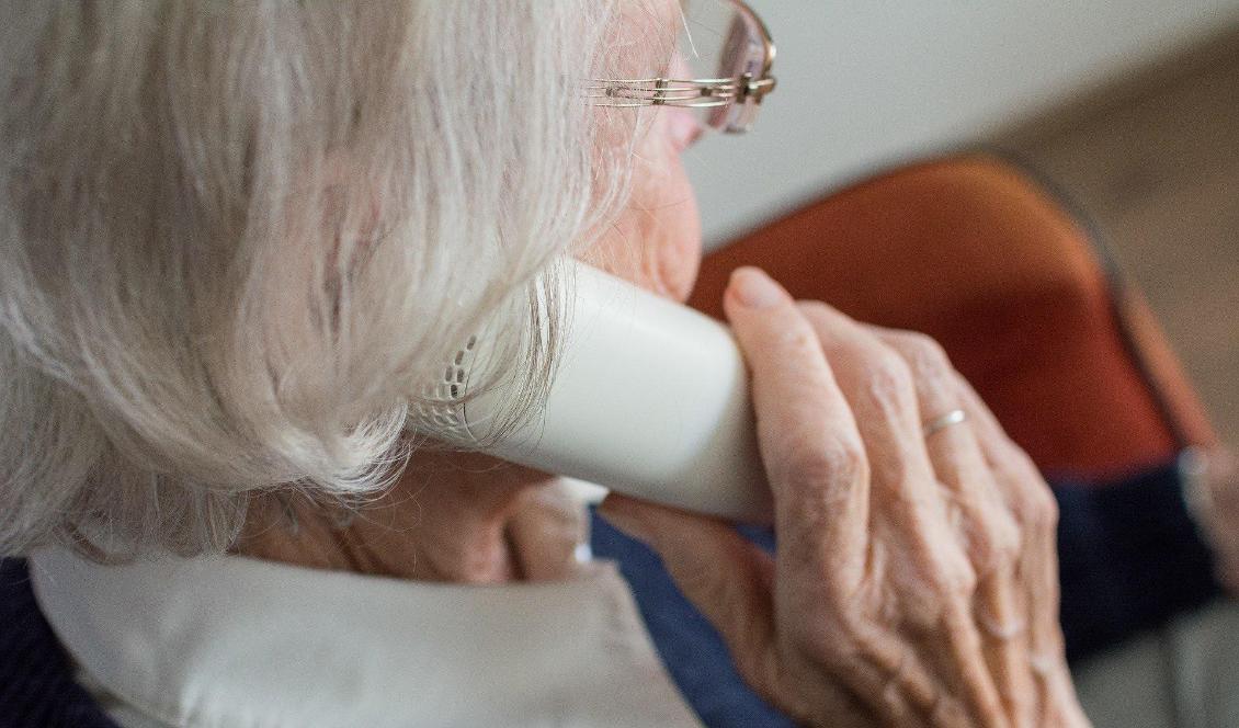 Bedrägerier via telefon uppgick förra året till omkring 160 miljoner kronor. Foto: Sabine van Erp